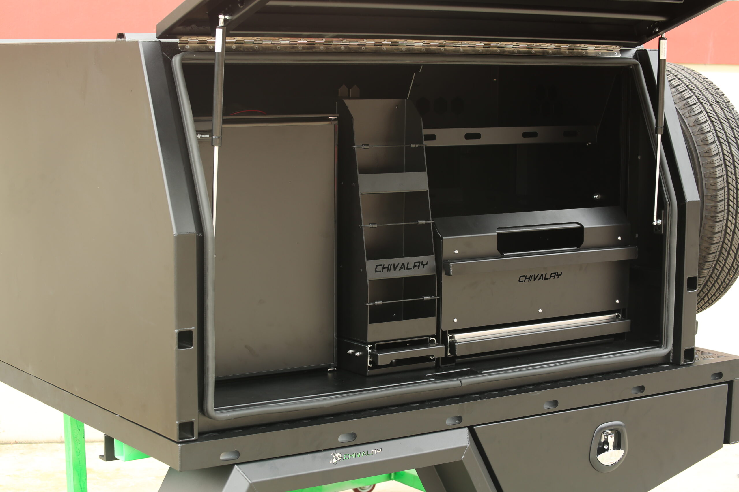Slide pantry drawer for UTE or canopy installations